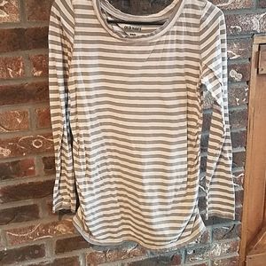 Old Navy Maternity top
